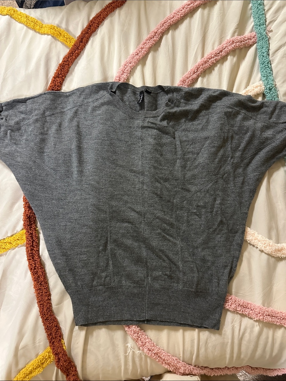 Relativity Women's Short-Sleeve Crewneck Sweater — Charcoal Gray